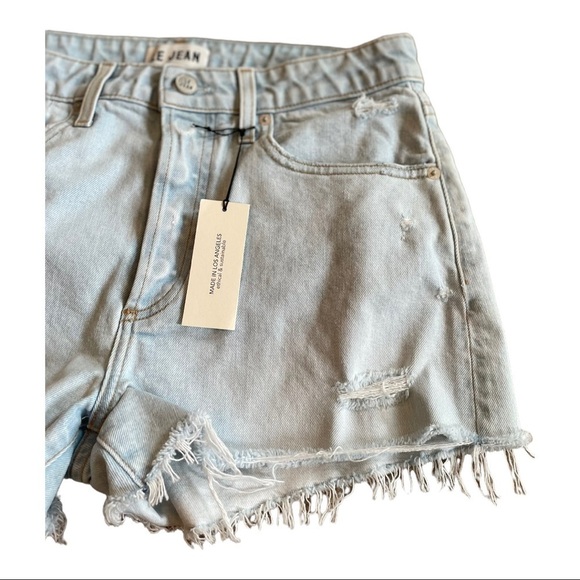 𝅺le Jean High Rise Adele Short in light Distressed - Picture 3 of 11